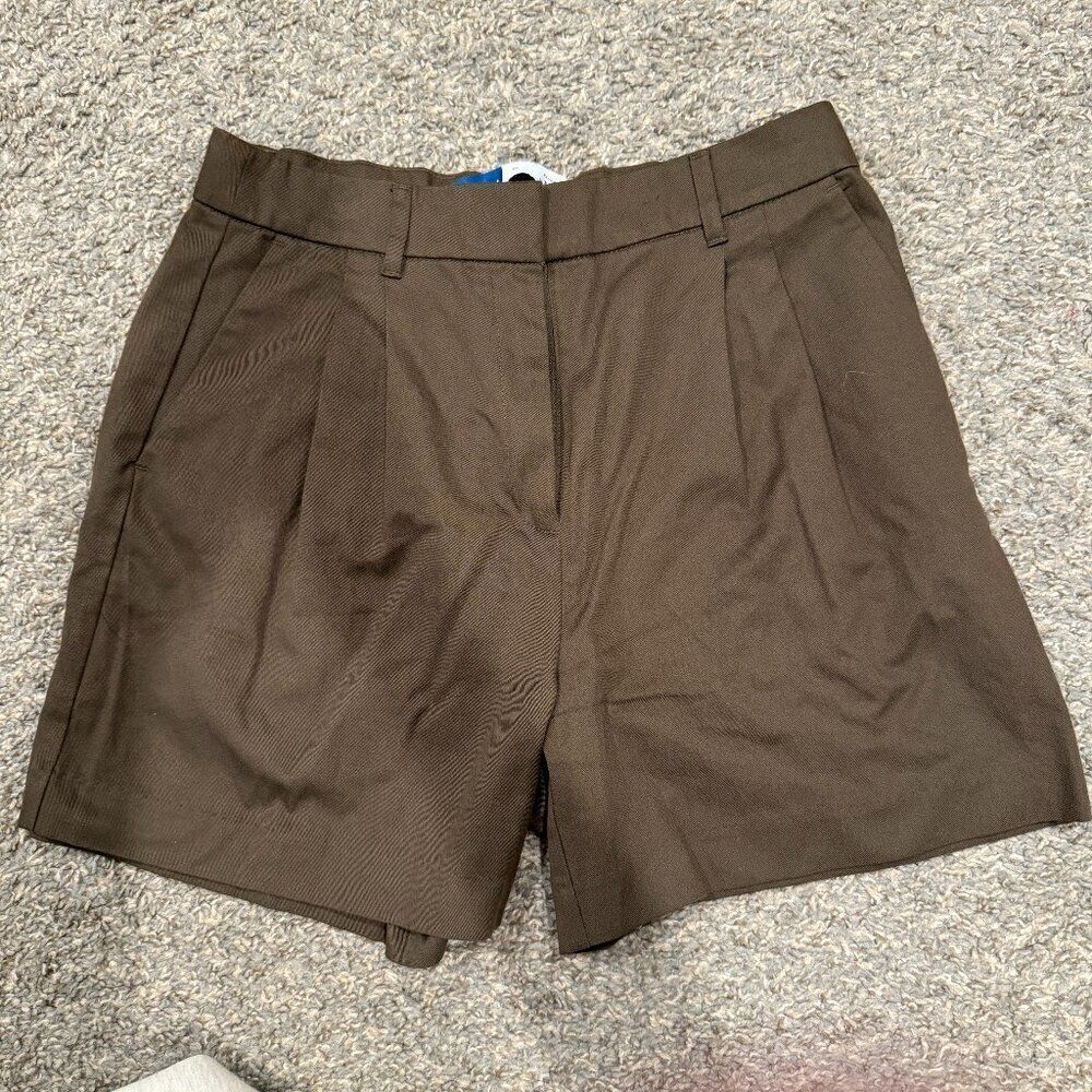 Old Navy Extra High-Rise Taylor Shorts | Adjustable Waist | Size M | Khaki Green